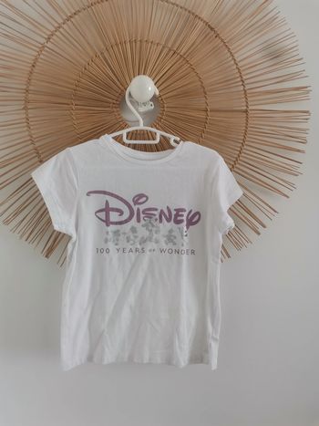 Tee shirt disney 7/8 ans