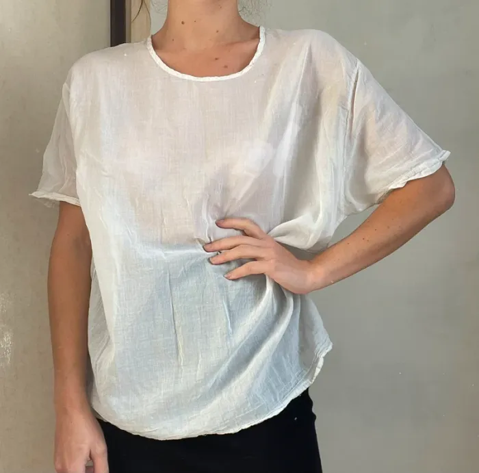 Blouse blanche American Vintage – Manches courtes, légèrement transparente