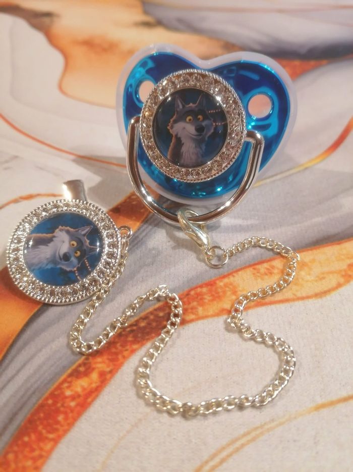 Tétine bleu loup - photo numéro 2