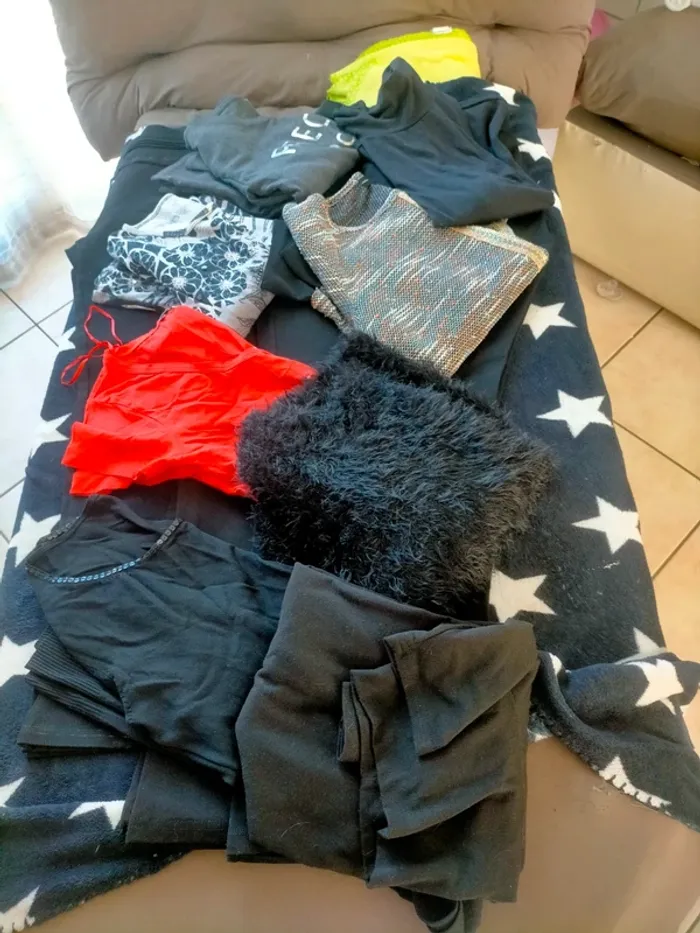 Lot vêtements S