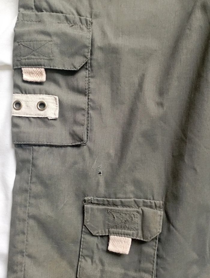 Lot 3 shorts/pantacourts marques diverses 5 ans 5€ - photo numéro 4