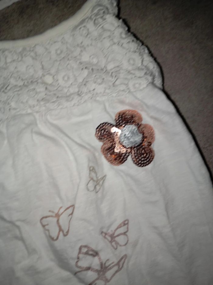 Haut a fine bretelle - photo numéro 2