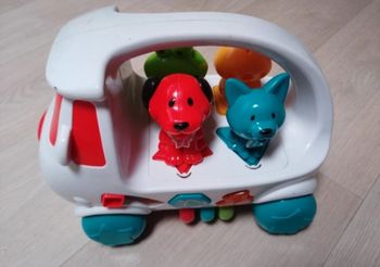 Bus à formes et sonores