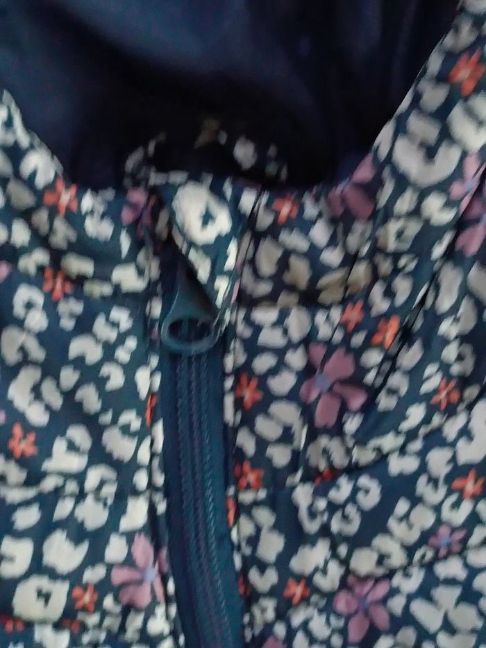 Doudoune légère motif fleuri en 166 cm 14-15 ans - photo numéro 3