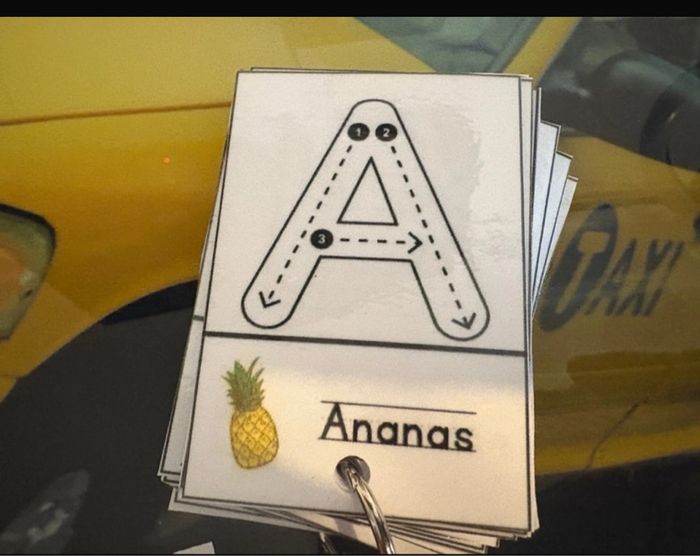 Support lettre de alphabet plastifié et réutilisable - photo numéro 5
