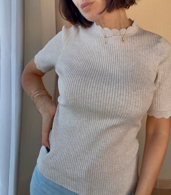 Top beige H&M XS très bon état - photo numéro 2