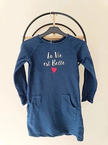 7 ans robe ( étiquette coupée)