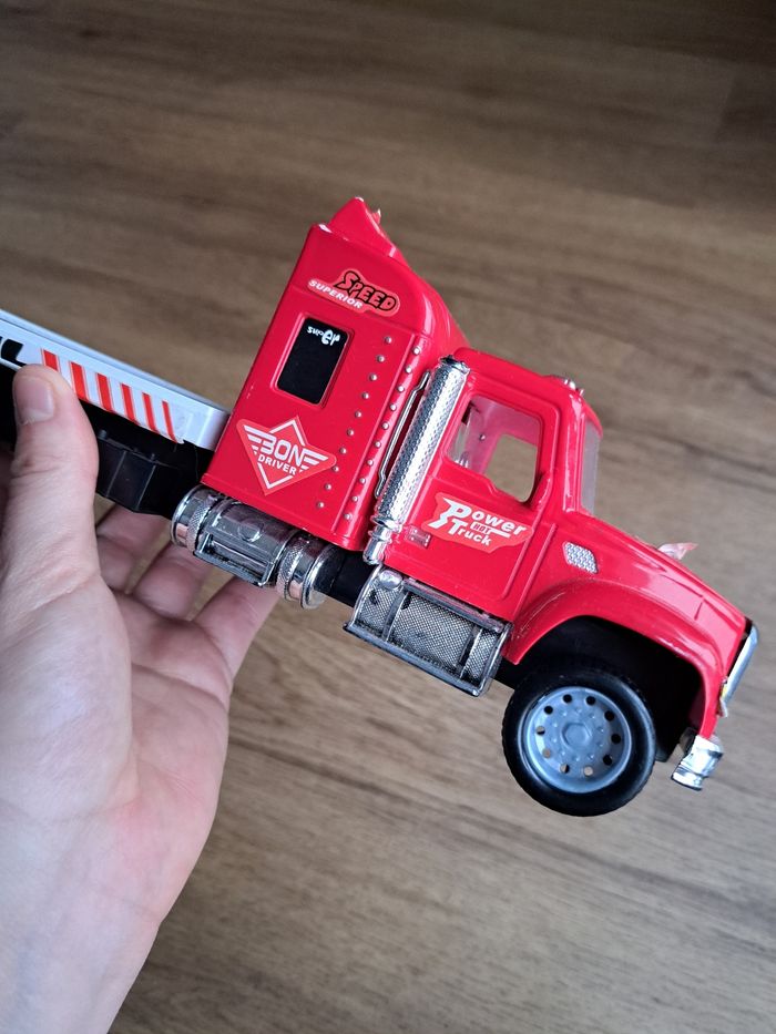 Camion - photo numéro 2