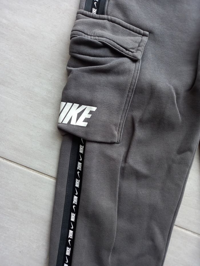 Pantalon nike - photo numéro 2