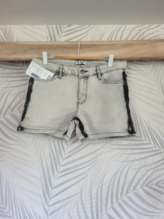 Short en jean stretch taille 40 kookai neuf