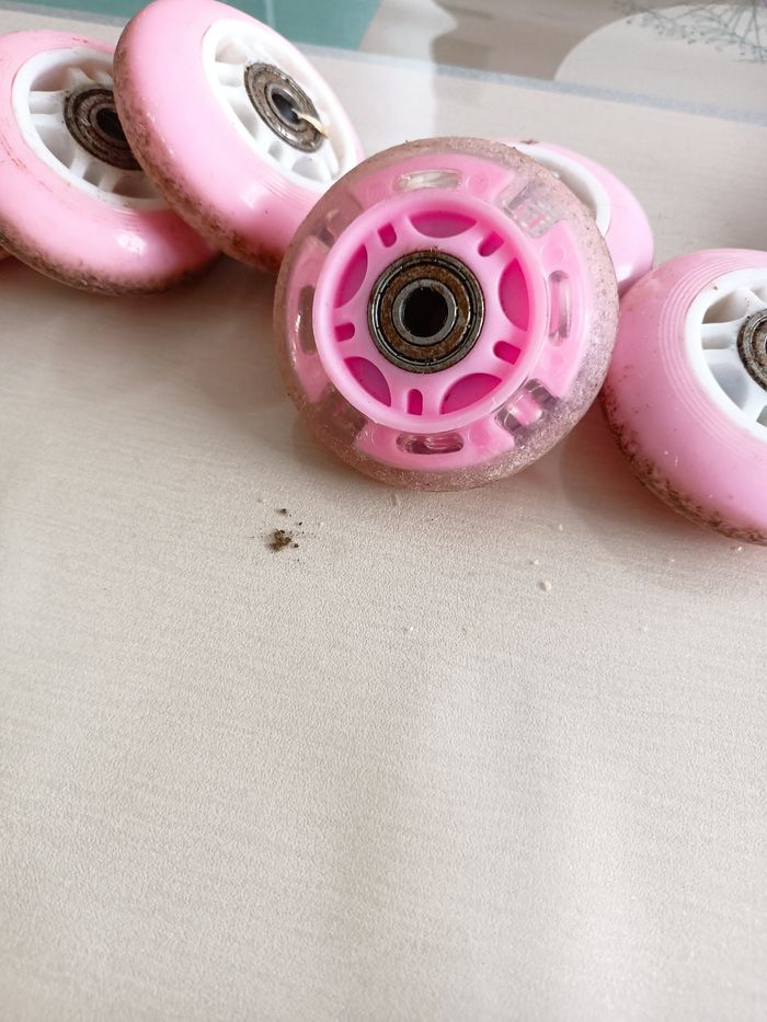Roue de roller fille - photo numéro 3