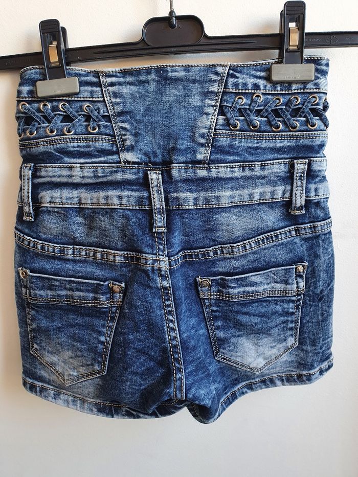 Short jeans  fille 14 ans (XS) - photo numéro 2