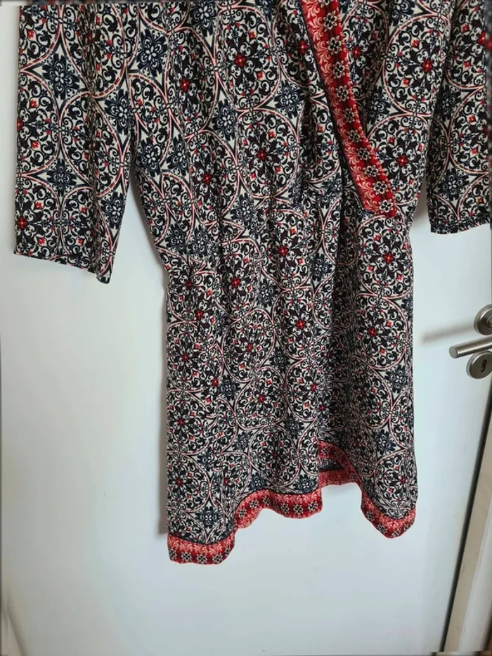 Robe cache cache style cache coeur taille 38 - photo numéro 3