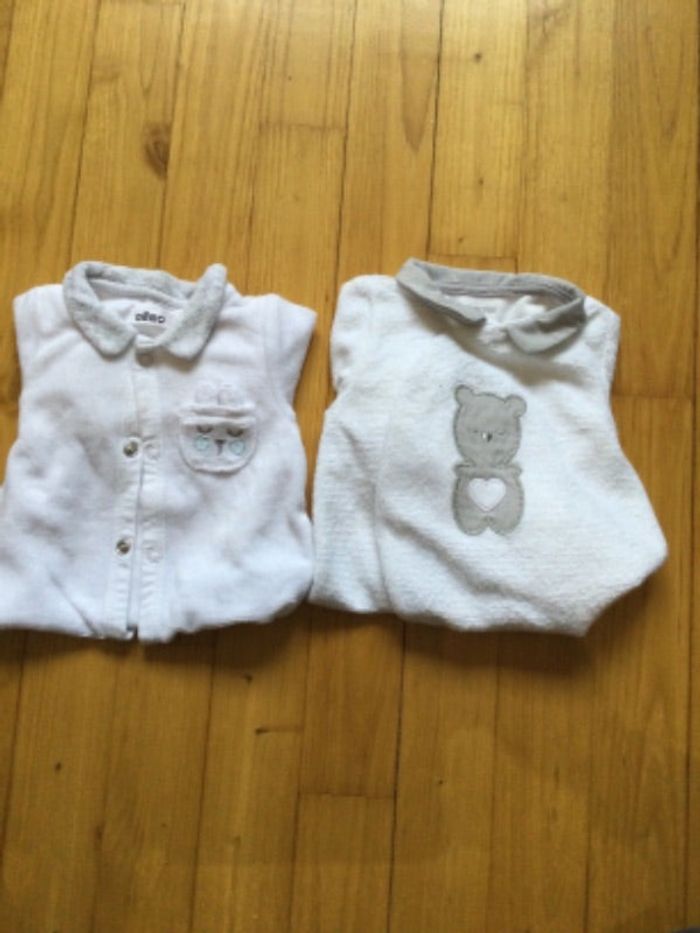 2 pyjamas dort bien