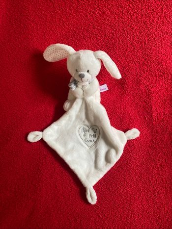 Pommette doudou lapin écharpe rayée mouchoir cœur brodé mon petit coeur Neuf jamais utilisé 