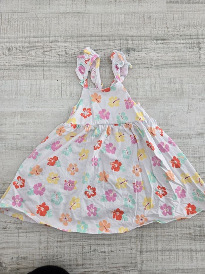 Robe taille 12 mois - photo numéro 2