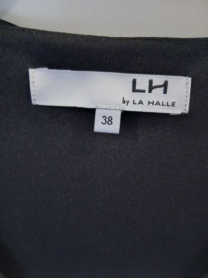 Robe noire semi transparente - photo numéro 2