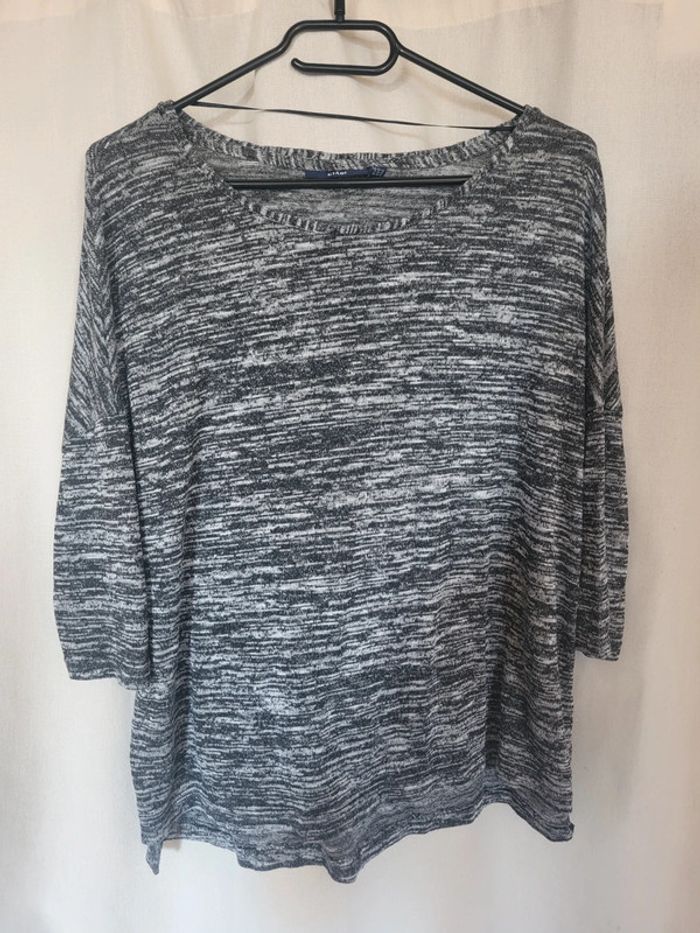 Pull kiabi taille L