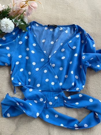 Top cache-cœur bleu à pois blancs | Bershka | Femme taille M 