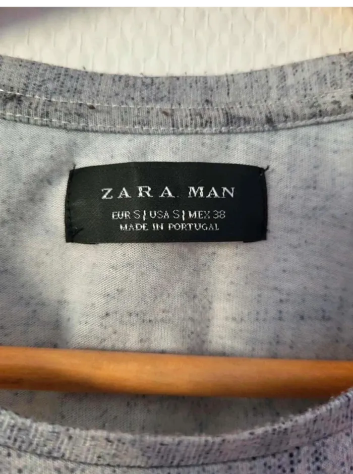 Tee  shirt  Zara man taille  S - photo numéro 2