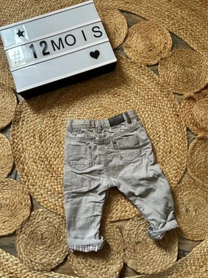 Jeans • 12M - photo numéro 4