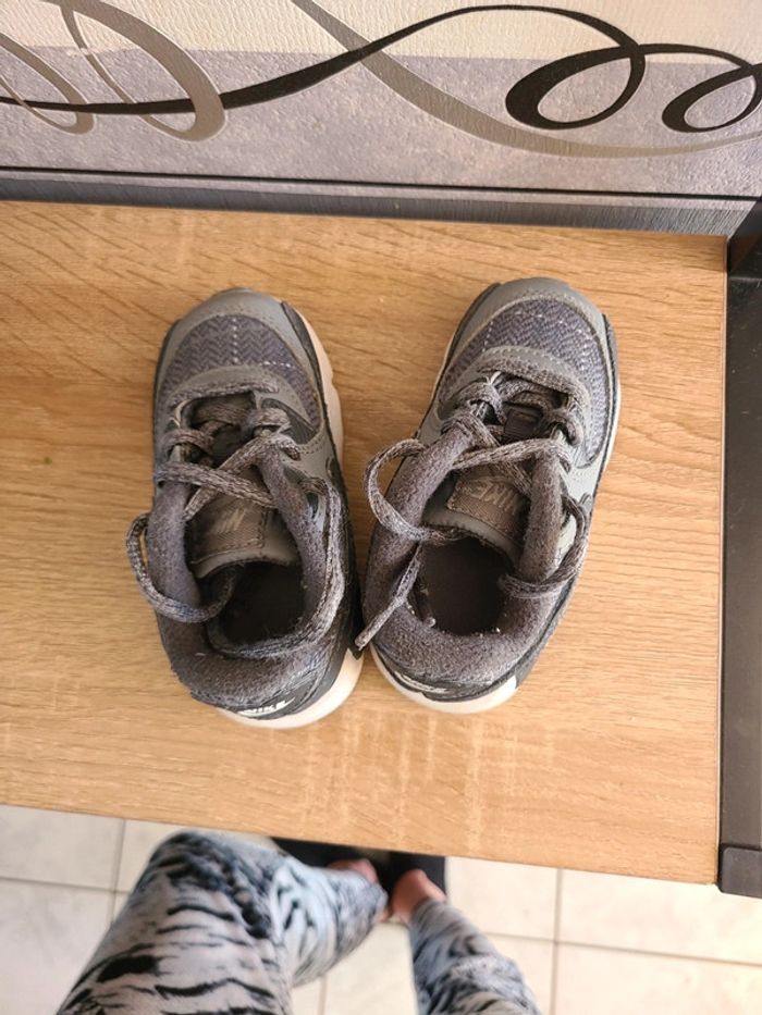 Petites baskets air max - photo numéro 6