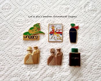 Parfum- Lot 6 pin's parfum Ungaro