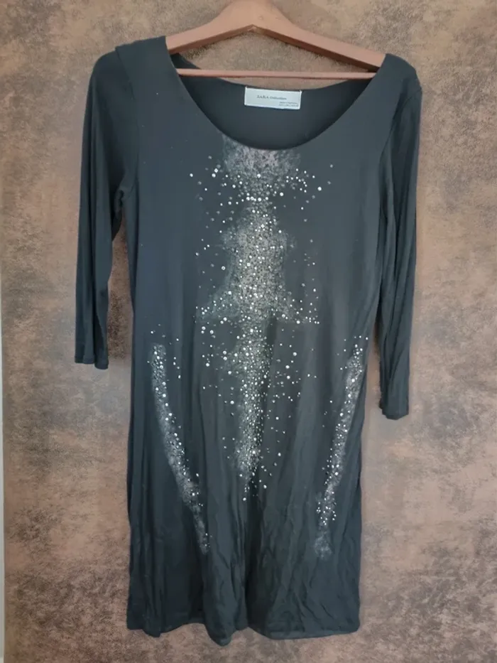 Robe noire Zara