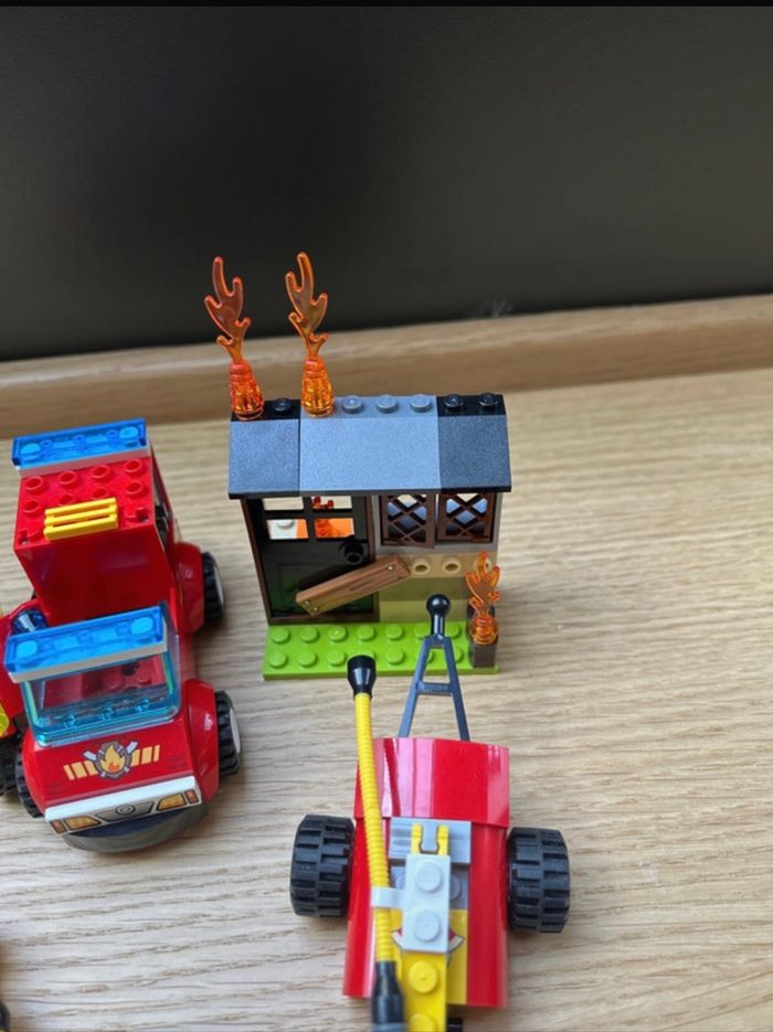 Lego junior pompier - photo numéro 4