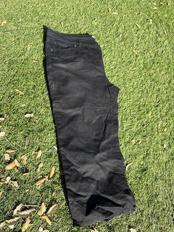 Pantacourt noir Camaoeu taille 40