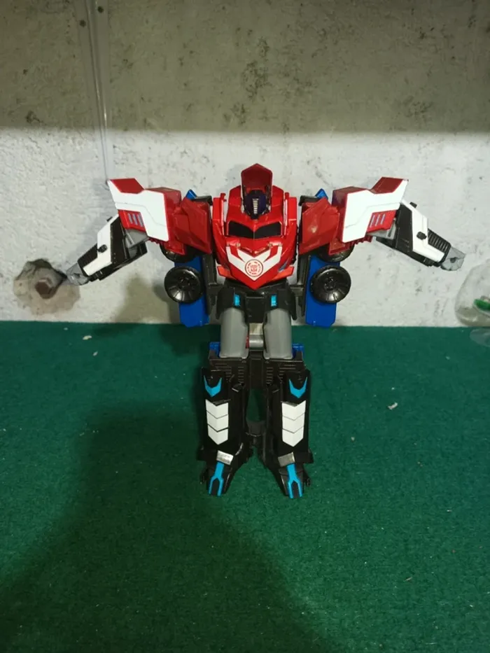 Camion transformers " Optimus Prime " hasbro 2015
