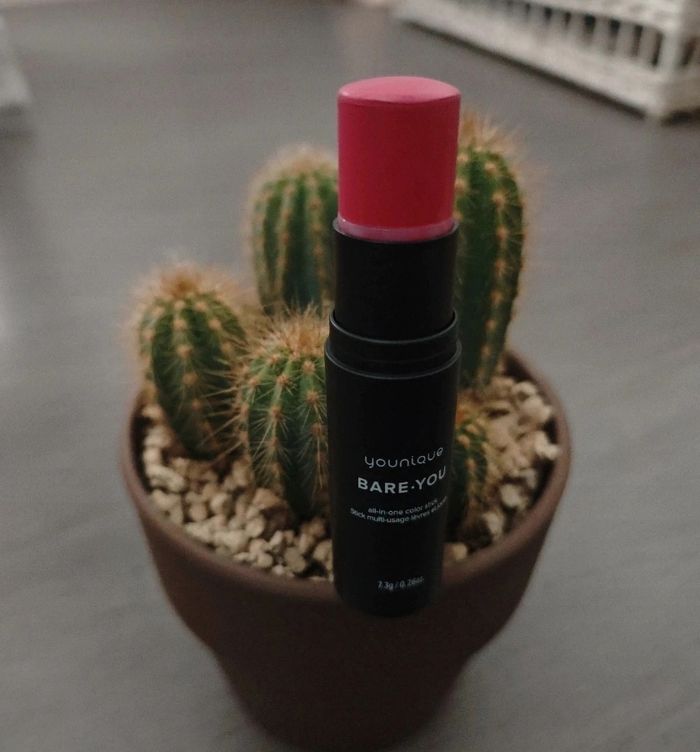 Bare You - Madly Magenta - Younique - photo numéro 2