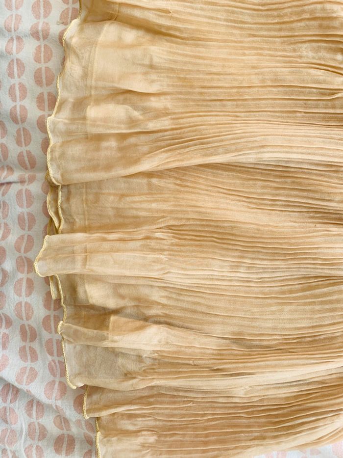 Jupe gaufrée beige T5-6 ans fluide - photo numéro 4