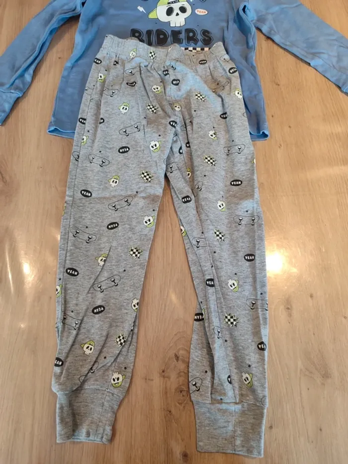 Pyjamas 6 ans ( lot de 2) - photo numéro 4