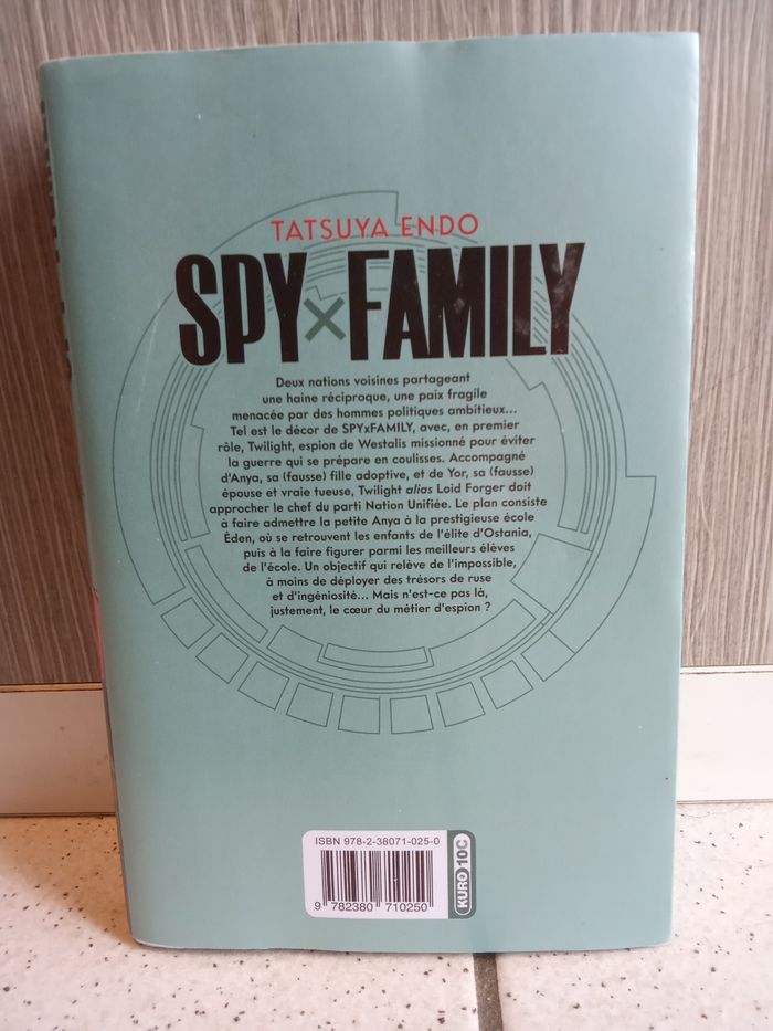 Manga numéro 2 spy family tatsuya endo - photo numéro 2