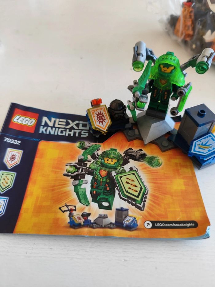 Lot 2 set Lego Nexo Knights 70311 et 70332 la catapulte du chaos et Aaron - photo numéro 2
