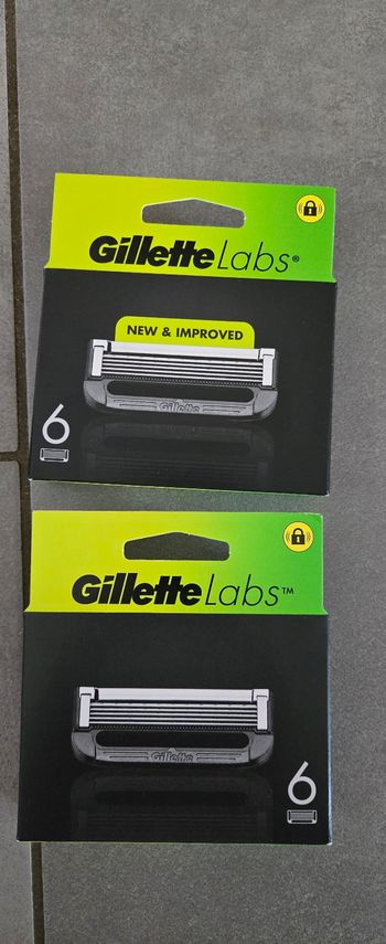 Lames  gillettes labs neuve