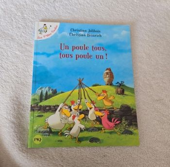 Livre Un poule tous, tous pour un !