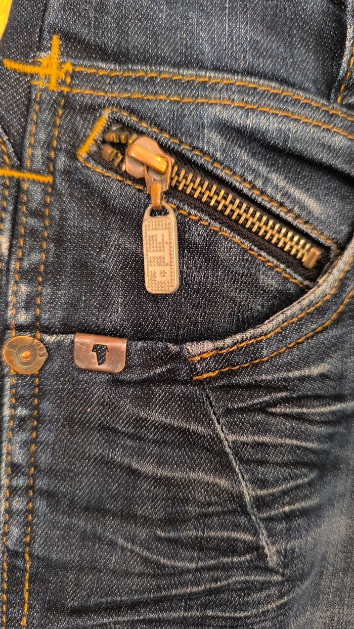 Freeman T.Porter jean pantacourt femme L/40 - photo numéro 2