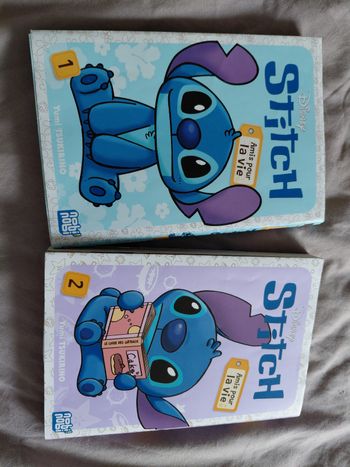 Lot de deux manga stitch amis pour la vie comme neuf