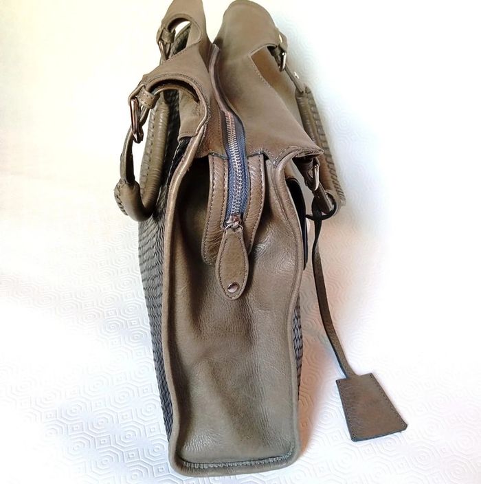 Sac a main kaki et noir Vintage pour femme, marque nonu, en très bon état - photo numéro 5