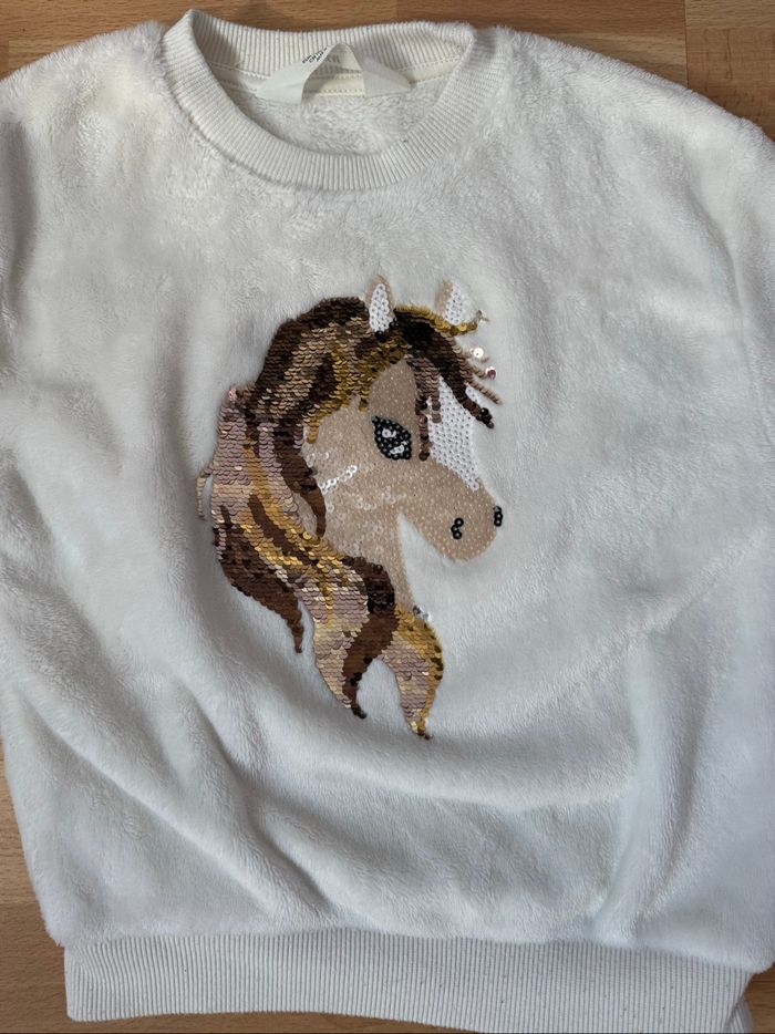 Pull fille 3/4 ans - photo numéro 2