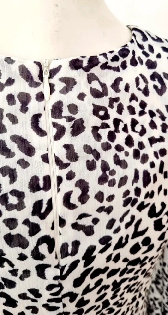 Robe courte léopard noire et blanche kookai 36 - photo numéro 5