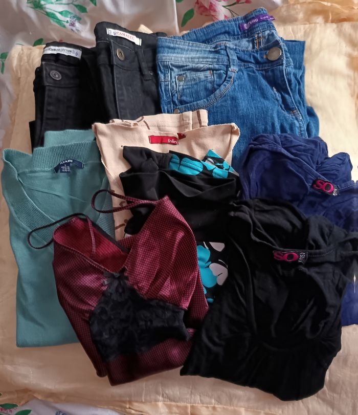 Lot de vêtements T 34