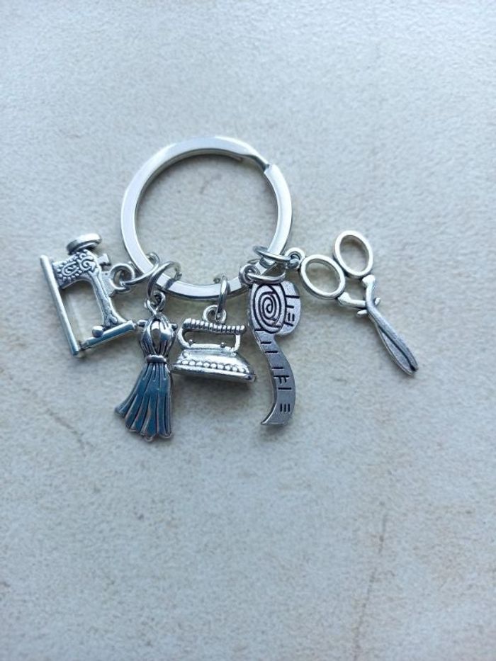 Porte-clés objets couture