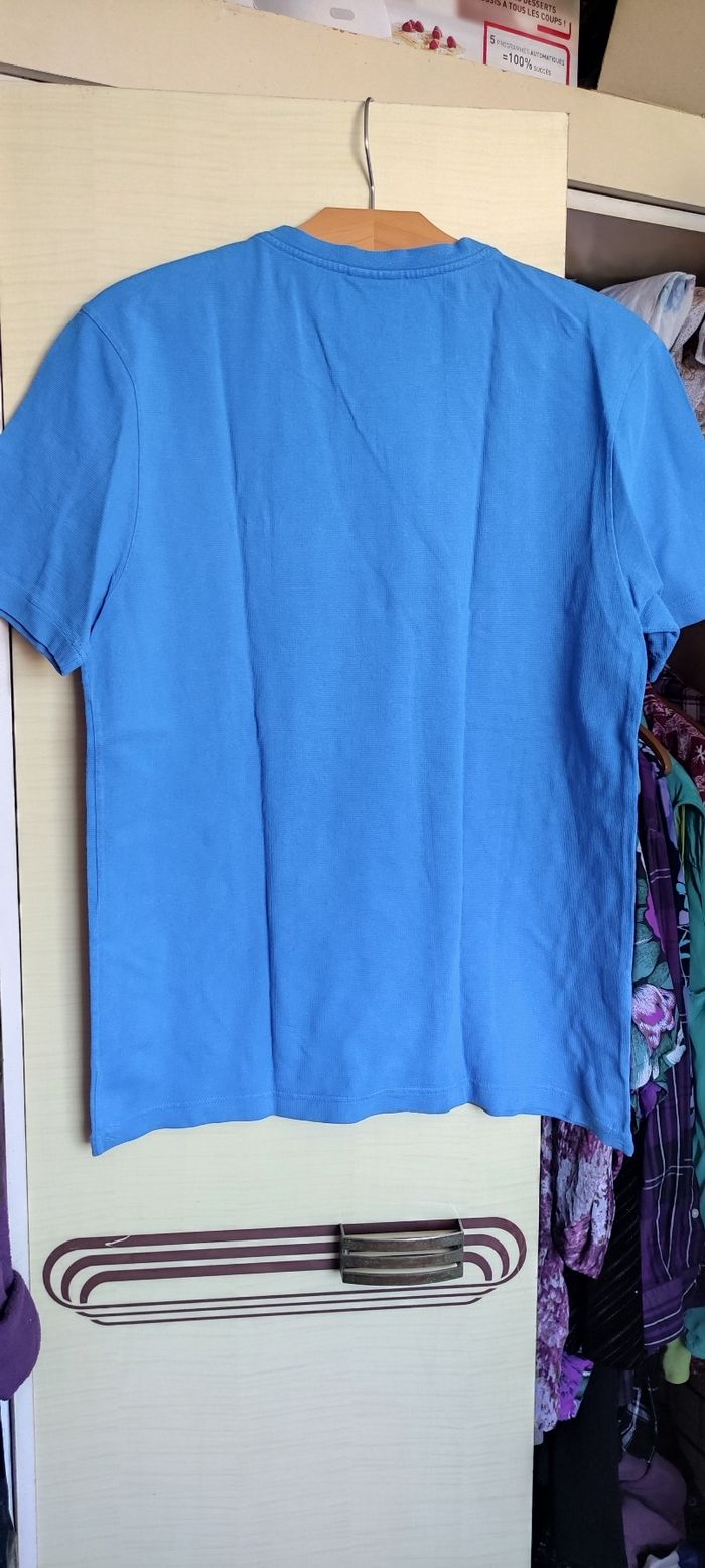 T-shirt bleu Lacoste - photo numéro 2