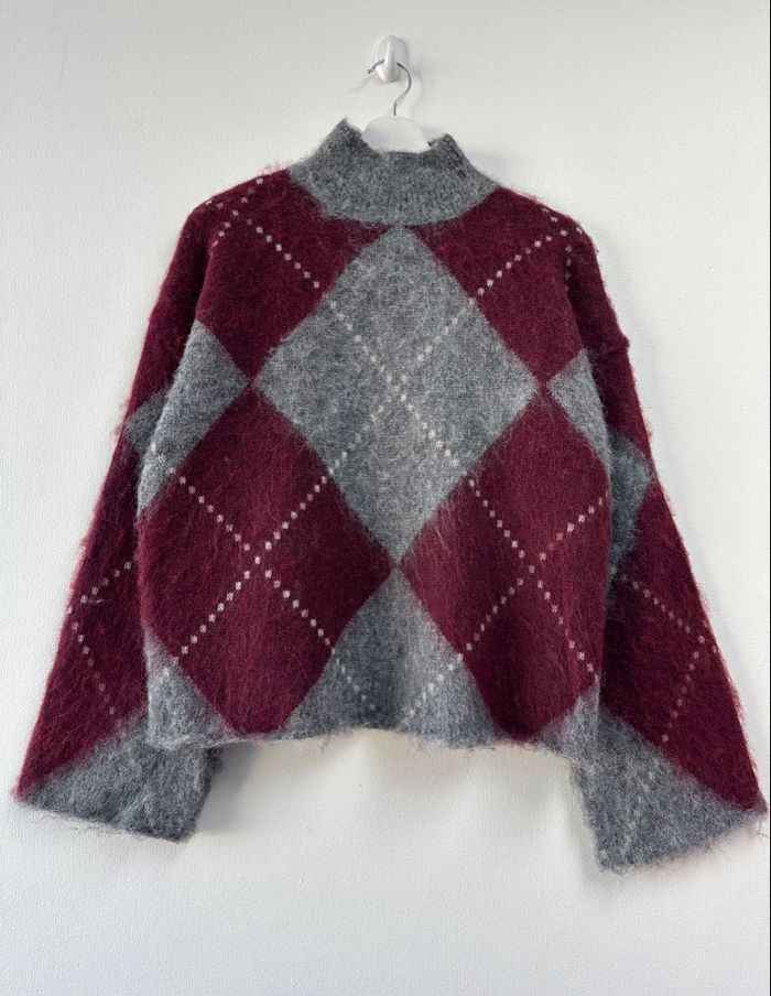Pull à motif argyle bordeaux