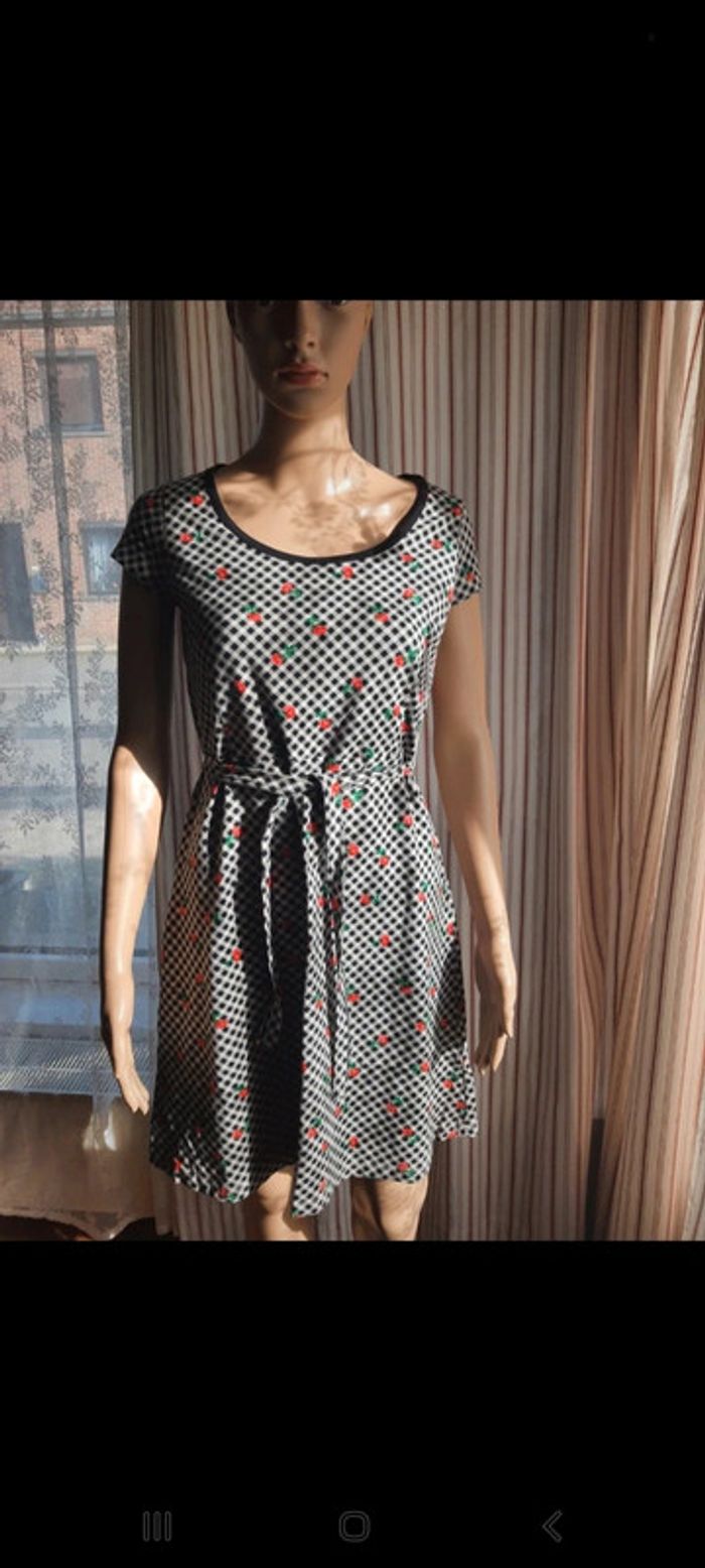 Robe King Louie taille M carreaux blanc/noir