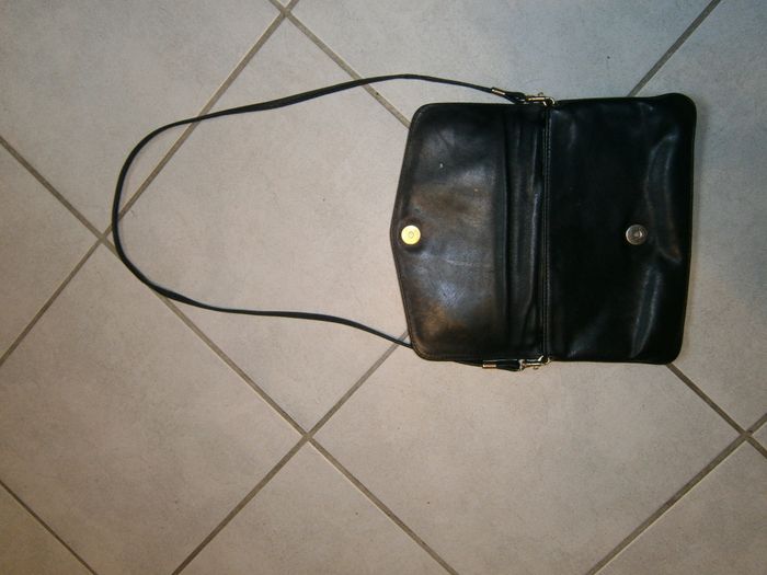 Sac à mains en cuir bleu marine - photo numéro 4