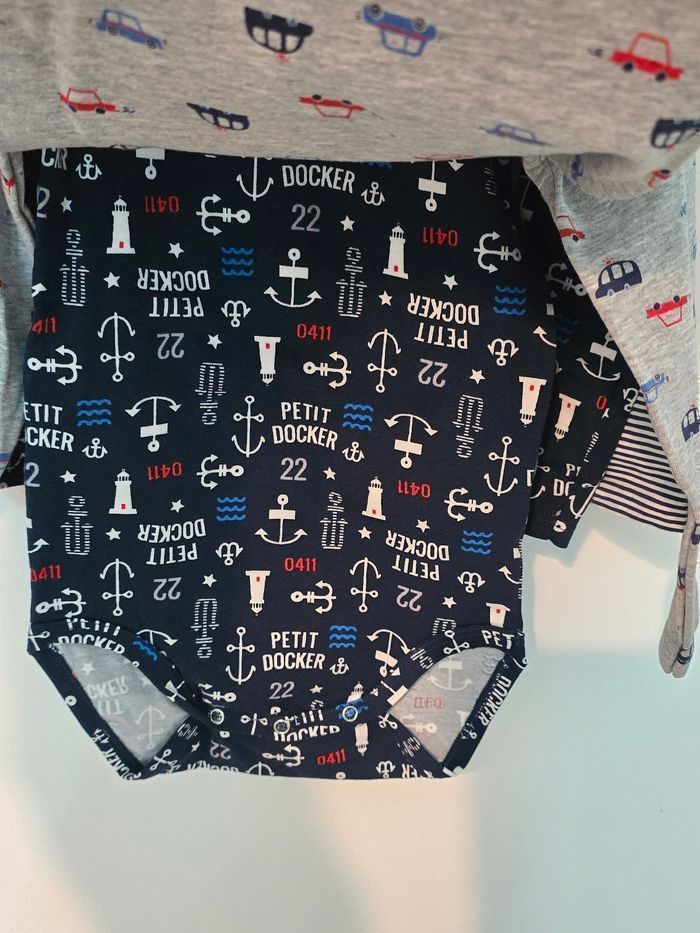 Neufs (non portés) 🏷🤩💙 bodies ML 24 mois garçon (ferme)💙💙💥💥 - photo numéro 4